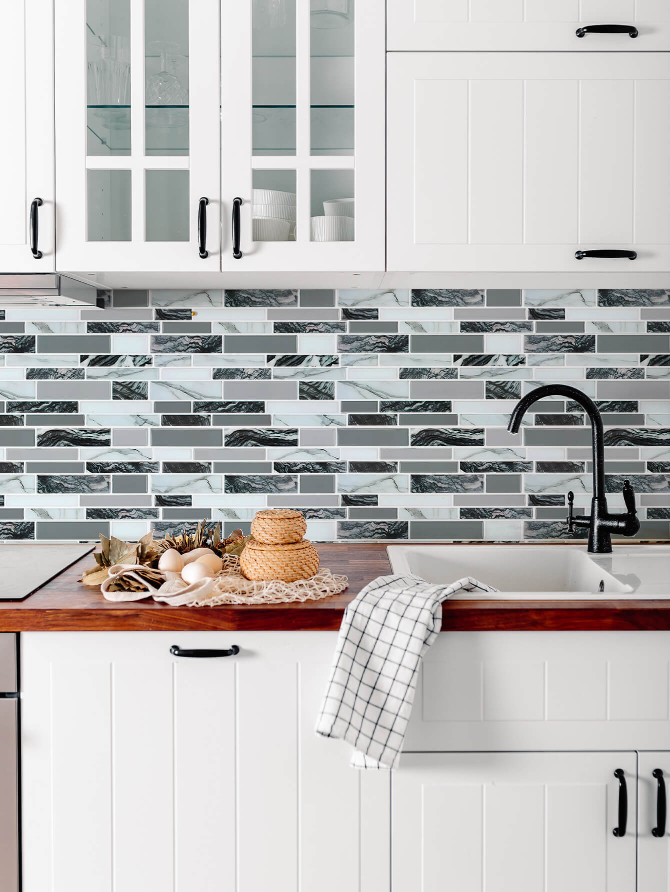 Damage-Free Wall Sticker Manufacturer